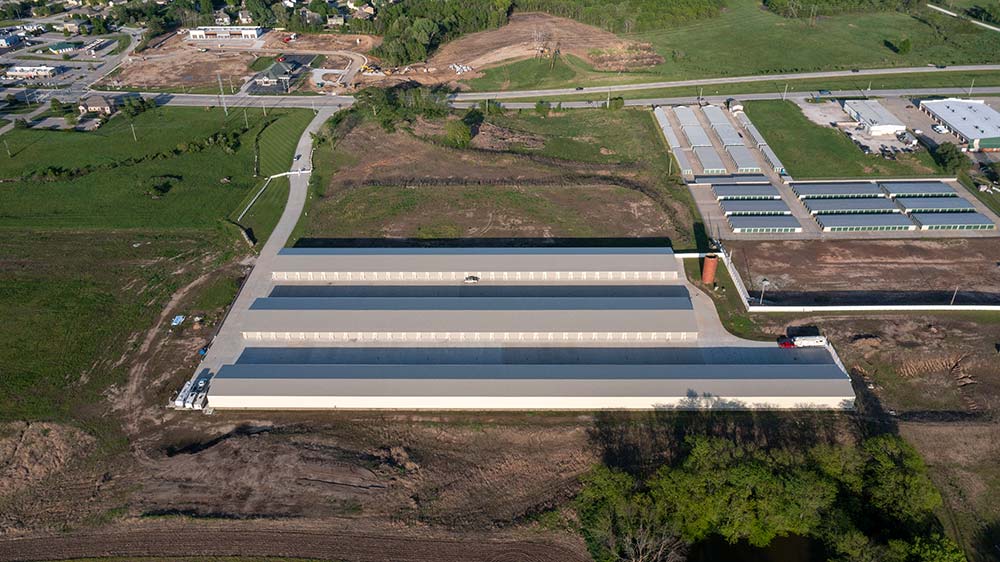Smithville Enclosed Parking