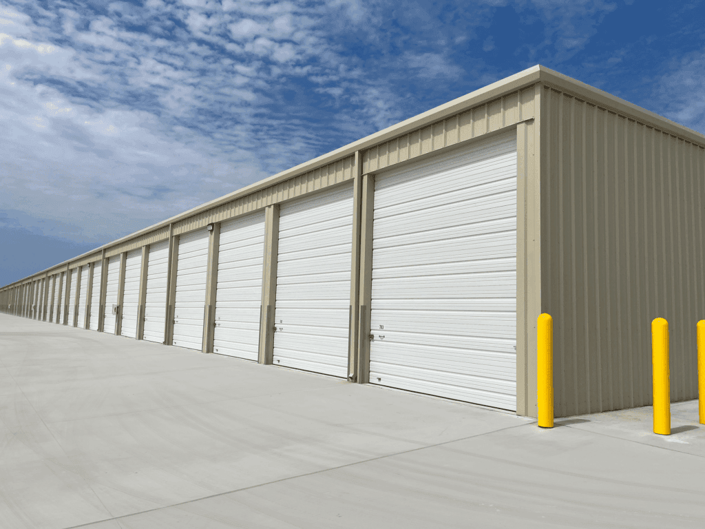 Enclosed storage units in Boat Stop Outrig Corpus Christi, TX